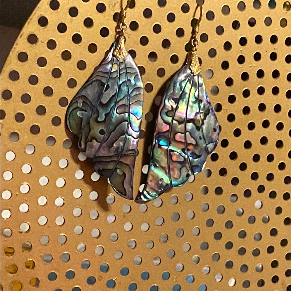 Elegant Abalone Shell Earrings carved wings gold color ear hooks